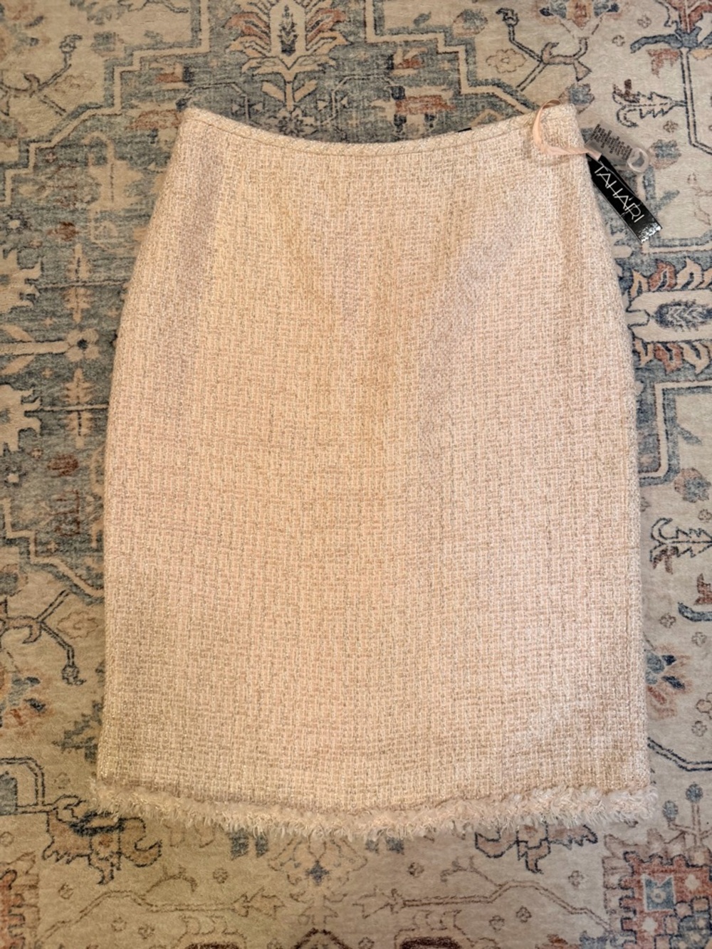 Tahari Blush Pink Tweed Pencil Skirt - Picture 3 of 8